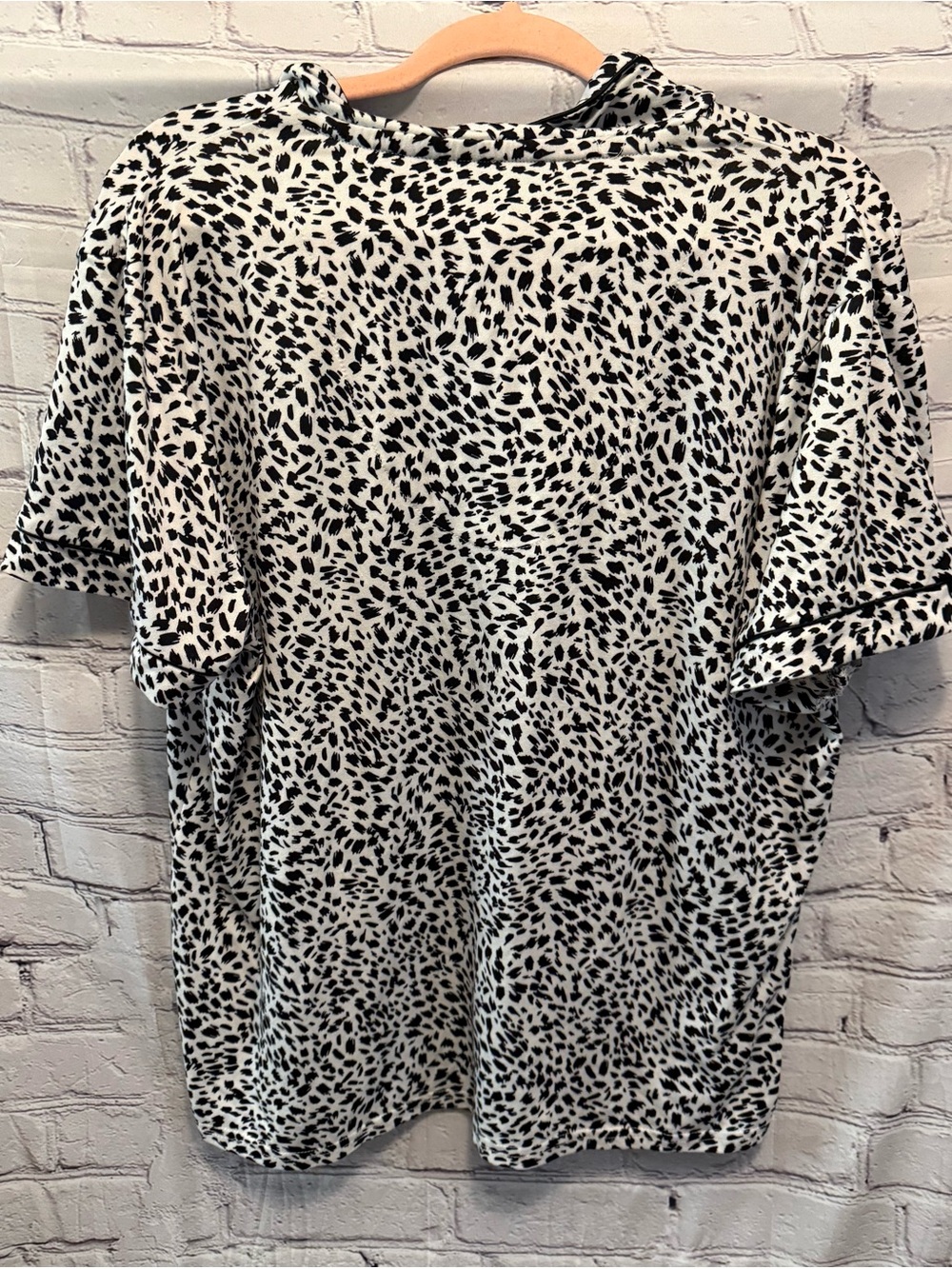 Nicole Miller Black and White Printed Short Sleeve Pajama Top - Picture 7 of 7
